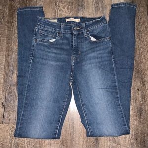 Levi’s 721 jeans